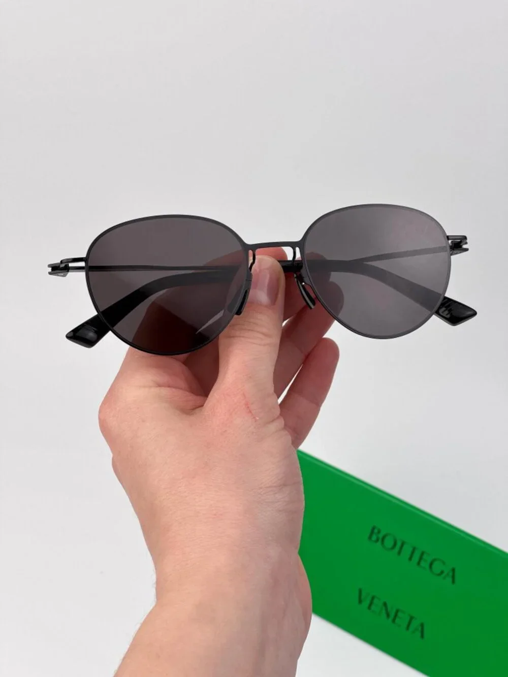 Bottega Veneta Unisex Sunglasses | Black Round Frame | Grey Lenses | BV1268S 001